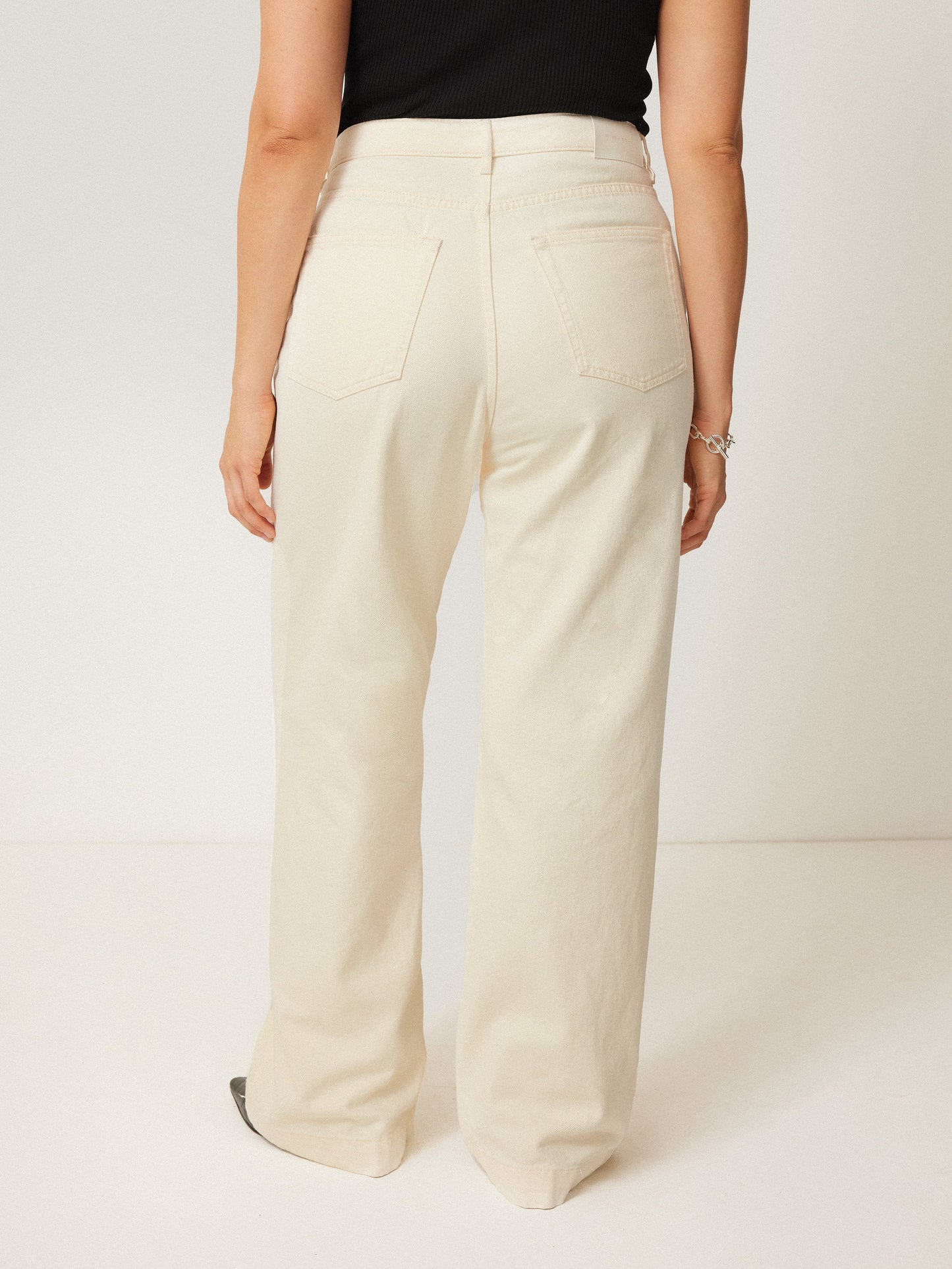 Maciel-Balfour Long Wide Leg Jean | Ecru